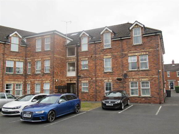 Photo 1 of 7, 150 Larkfield Road, Belfast