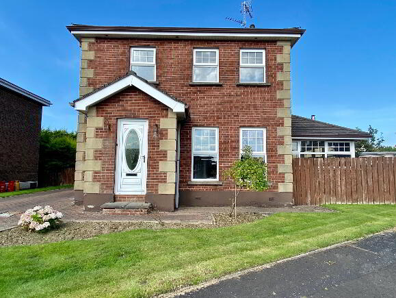 Photo 1 of 33 Knightsbridge, Derry