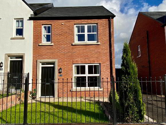 Photo 1 of 37 Birch Hill, Waterside, Derry