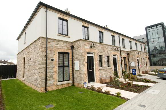 Photo 1 of 10 Mill Court, Mill Village, Comber