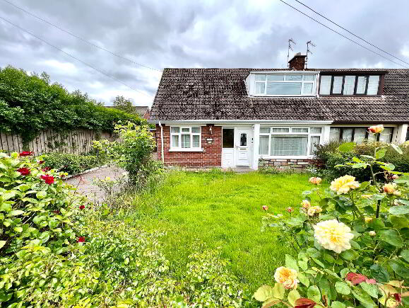 Photo 1 of 40 Danesfort Cresent, Derry