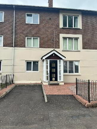 Photo 1 of 5 Laurel Way, Dunmurry, Belfast