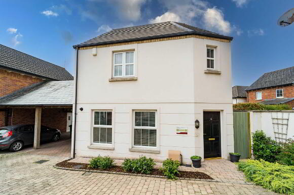 Photo 1 of 6 Lady Wallace Walk, Lisburn