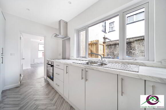 Photo 1 of 14 Maureen Avenue, Derry
