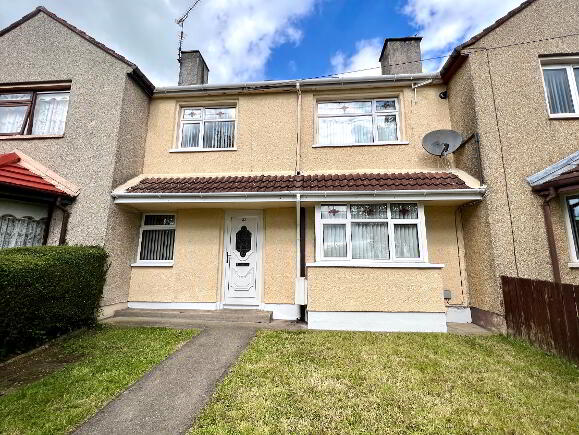 Photo 1 of 32 Broadway, Creggan, Derry