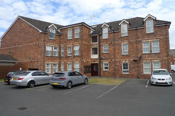 Photo 1 of Apt 14, 150 Larkfield Road, Belfast