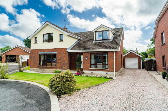 Photo 1 of 11 Benavon Court, Lisburn