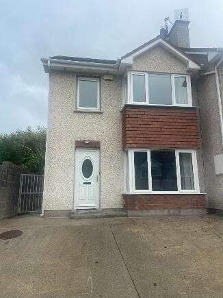 Photo 1 of 17 Cedar Grove, Mallow