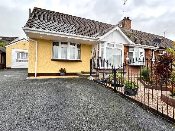 Photo 1 of 169 Kylemore Park, Derry