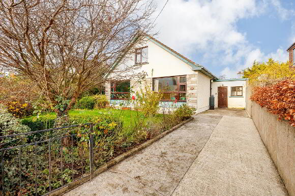 Photo 1 of 19 Ardeevin Drive, Lucan