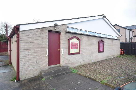 Photo 1 of 15a Clifton Road, Bangor