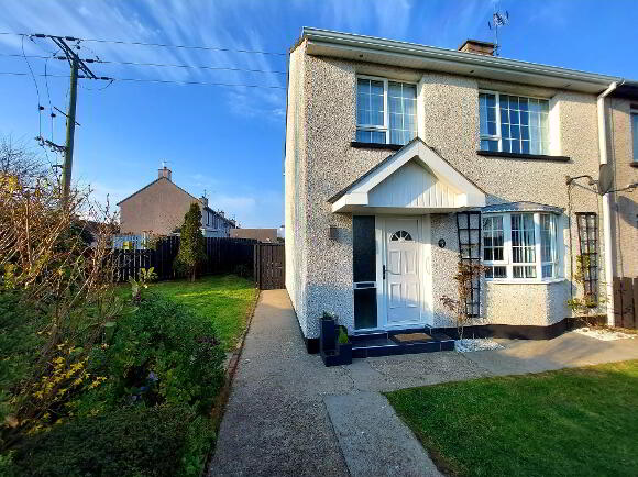 Photo 1 of 10 Moymore Place, Strathfoyle