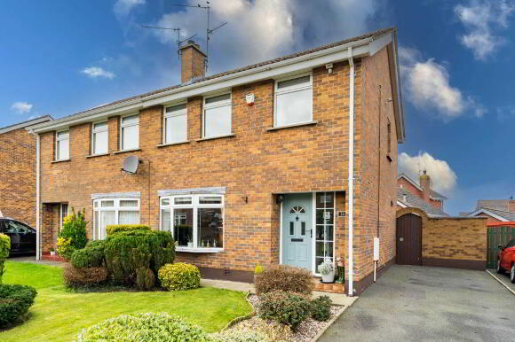 Photo 1 of 16 Deramore Close, Moira, Craigavon
