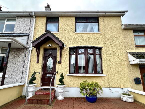 Photo 1 of 18 Liscloon Drive, Shantallow, Derry