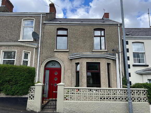 FRONT 30 BEECHWOOD .jpg