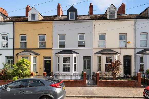 14 Belmont Avenue 02.jpg