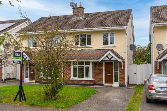 Photo 1 of 22 Luttrellstown Way, Castleknock, Dublin