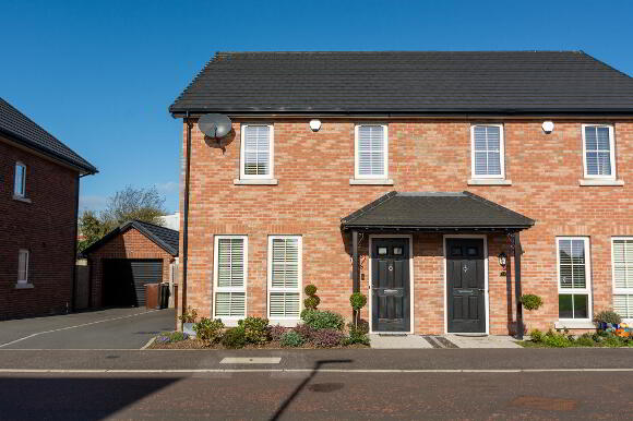 Photo 1 of 17 Magherahinch Road, Moira