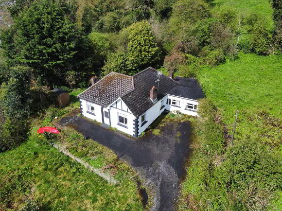 Photo 1 of 10 Bank Brae, Lisnaskea