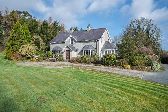 Photo 1 of 17 Greengraves Road, Dundonald