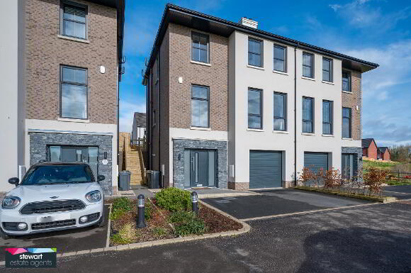 Photo 1 of 11 Fairfields View, Lisburn