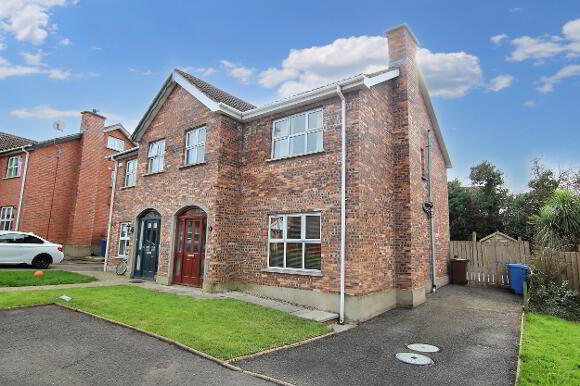 Photo 1 of 71 Laurelvale, Crumlin