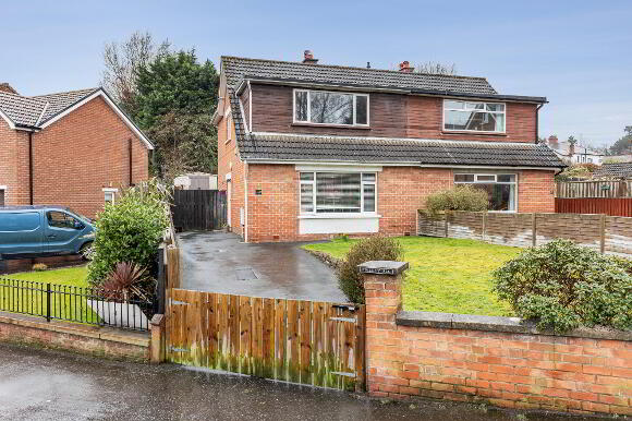 Photo 1 of 26 Hillside Crescent, Belfast