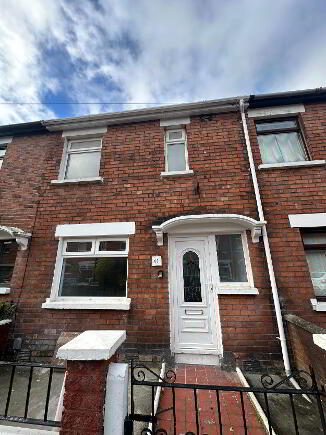 Photo 1 of 41 Florida Drive, Belfast
