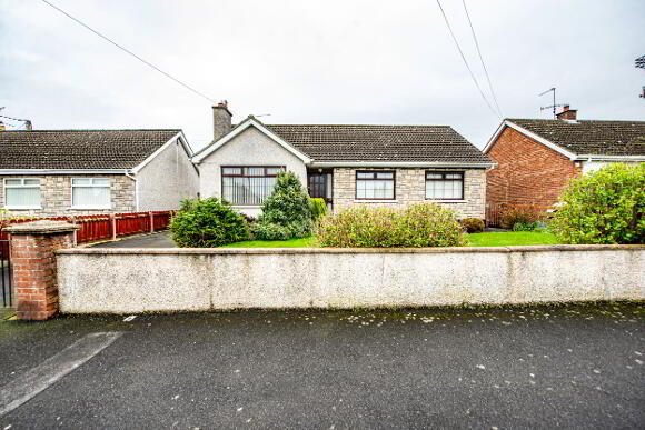 Photo 1 of 8 Mourneview Avenue, Lurgan, Craigavon