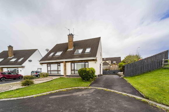 Photo 1 of 10 St Marks Wood, Lisburn