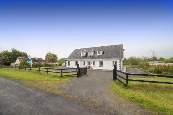 Photo 1 of Nohovaldaly, Rathmore