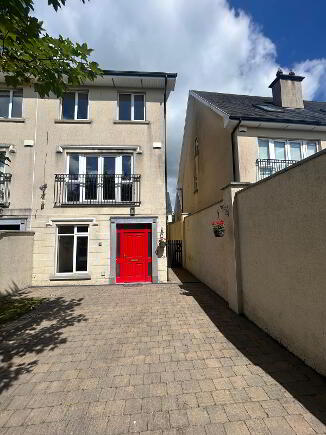 Photo 1 of 11 Maple Square, Castlepark Village, St. Josephs Rd, Mallow