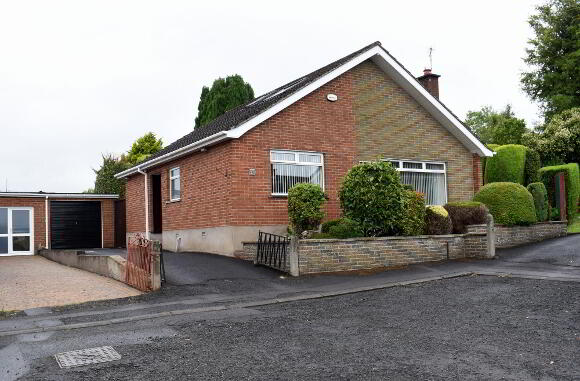Photo 1 of 11 Thornleigh Close, Lisburn