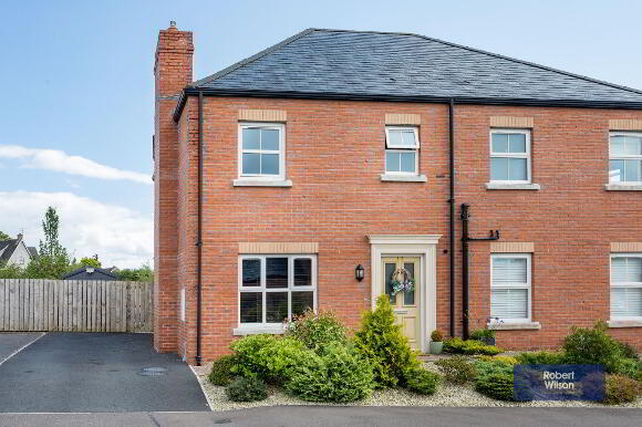 Photo 1 of 28 Anahilt Gate, Hillsborough