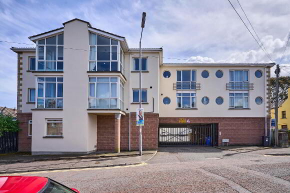Photo 1 of 10 Holborn Court, Bangor