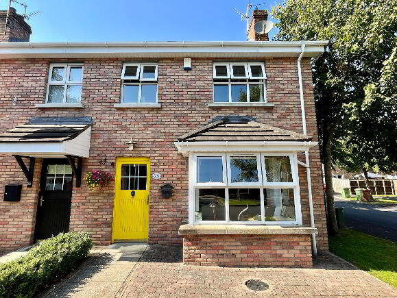 Photo 1 of 26 The Close, Waringstown