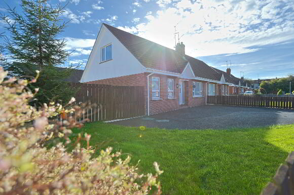 Photo 1 of 29 Castle Meadows, Gilford, Craigavon