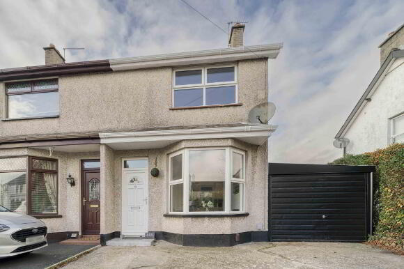 Photo 1 of 116 Hillsborough Road, Lisburn