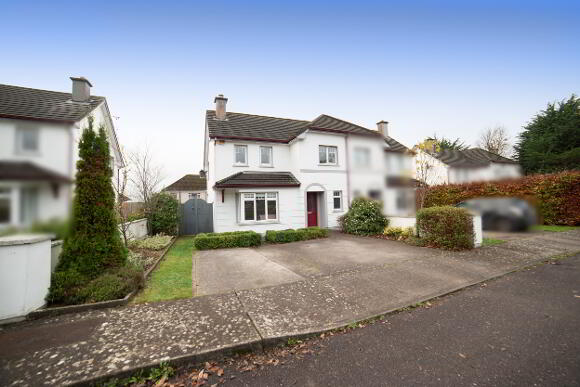 Photo 1 of 8 Lime Kiln Lawn, Mallow