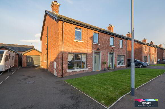 Photo 1 of 31 Beechcroft, Dollingstown