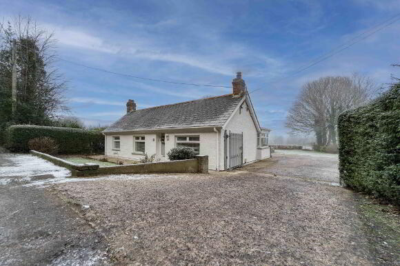 Photo 1 of 32 Bog Road, Lisburn