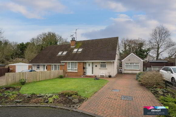 Photo 1 of 26 Oak Grange, Waringstown