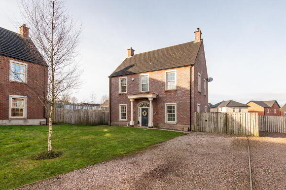 Photo 1 of 8 Glen Corr Gardens, Newtownabbey