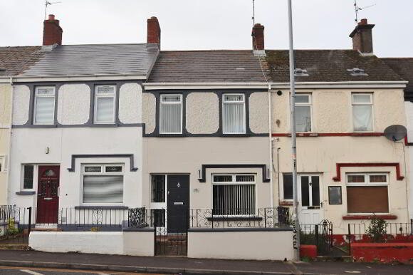 Photo 1 of 80 North Street, Lurgan