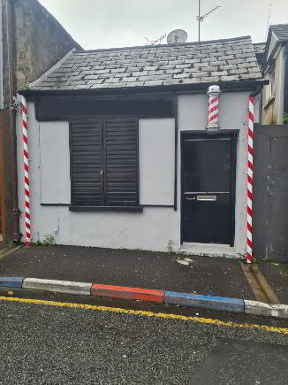 Photo 1 of 2a Bonds Street, Waterside, L'Derry