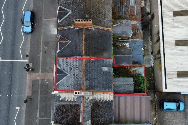 Photo 2 of 74 Castlereagh Road, Belfast