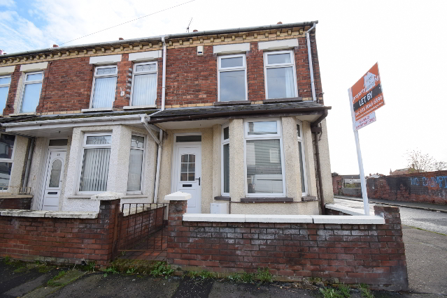 Photo 2 of 50 London Road, Belfast