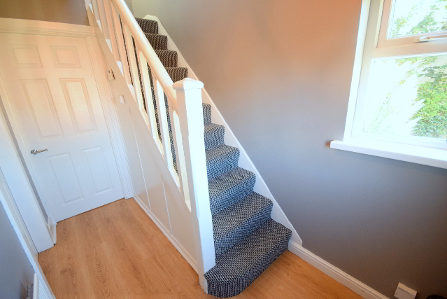 Photo 2 of 13 Ballygowan Road, Belfast