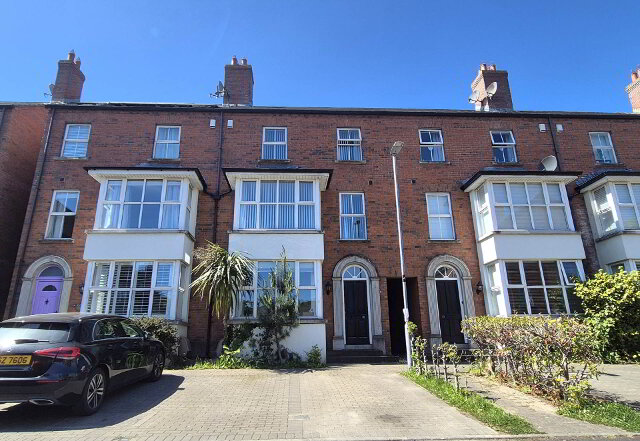 Photo 1 of Claremont Manse, L'Derry
