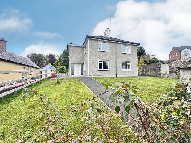 Photo 1 of 4 Woodside Avenue, Omagh